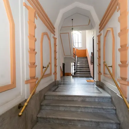 Apartamento Guesthost - Mm Bernini Elegant & Modern Flat *