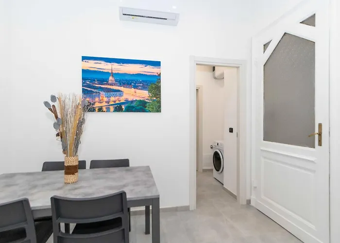 Guesthost - Mm Bernini Elegant & Modern Flat Appartamento