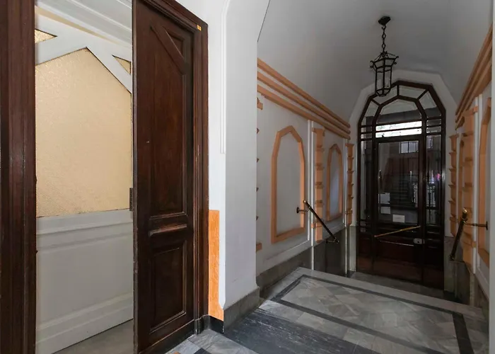 Appartamento Guesthost - Mm Bernini Elegant & Modern Flat *