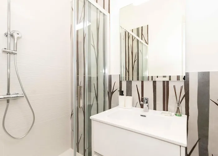Guesthost - Mm Bernini Elegant & Modern Flat *