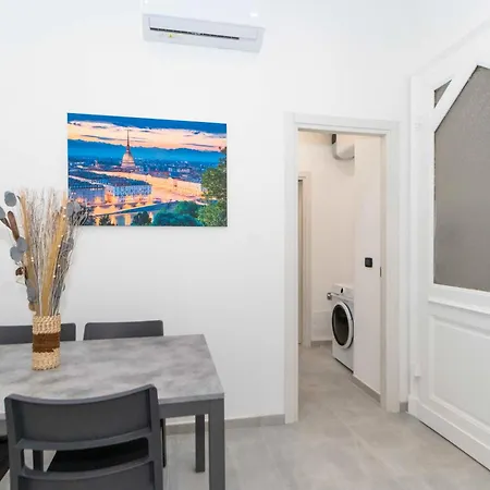 Guesthost - Mm Bernini Elegant & Modern Flat Appartement