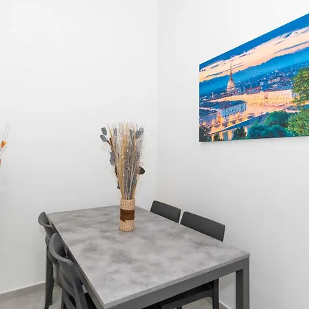 Appartement Guesthost - Mm Bernini Elegant & Modern Flat